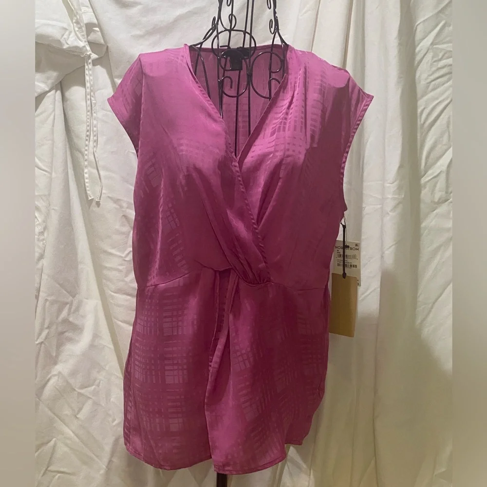 Halogen Pink Rosebud Shell - Picture 3 of 6
